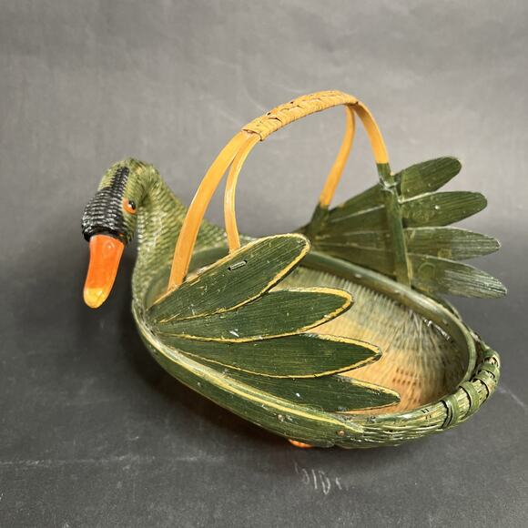 Vintage Wicker Duck Basket-Hand-Painted Bamboo Small Lifelike Wings VTG Folk Art - Picture 6 of 7